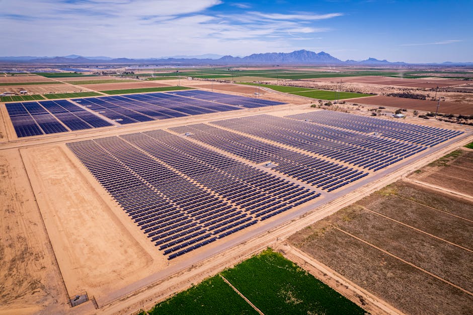 India Commissions 5 GW Solar Park in Rajasthan Desert